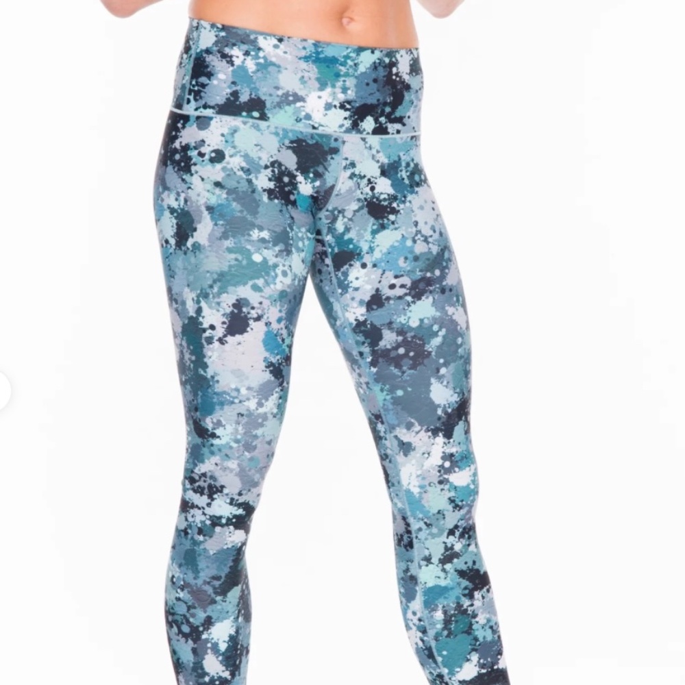 Colorado Threads XL Bliss Yoga Pants NWOT Made from recycled materials